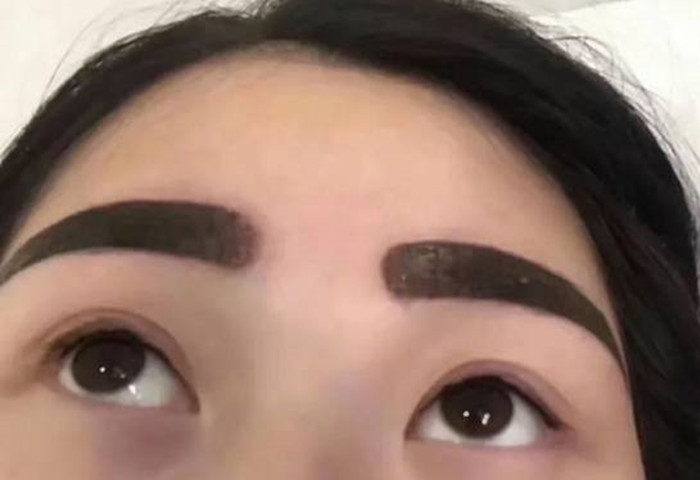 南寧紋繡學(xué)校：眉毛顏色太深怎么辦