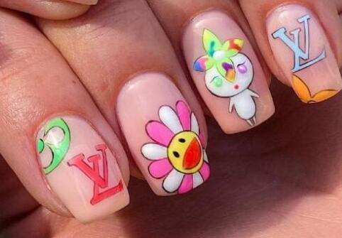 南寧美甲學校：看一眼就“上癮”的美甲作品