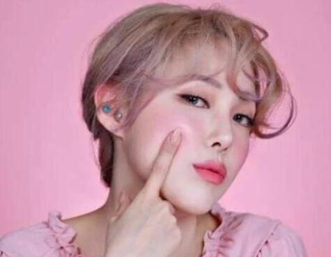 5分鐘化妝教程，讓你上班上學(xué)不遲到