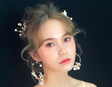 南寧化妝課堂：無痕氣質妝容，無妝勝有妝