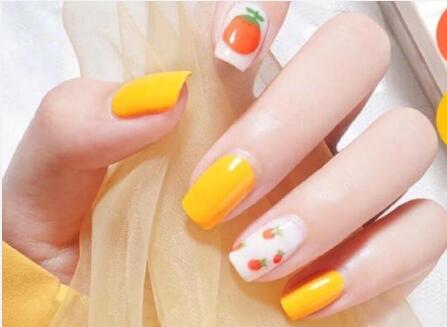 南寧美甲學校：做完美甲很黏怎么辦