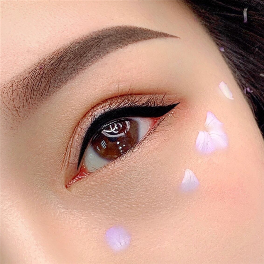 紋繡技巧：眉眼唇術(shù)后保養(yǎng)的知識