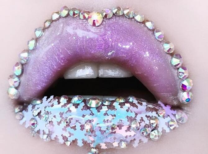 玩味人魚姬唇妝，趣味又有個(gè)性