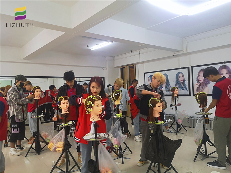 美發(fā)學(xué)校：早上好！美發(fā)追夢(mèng)人