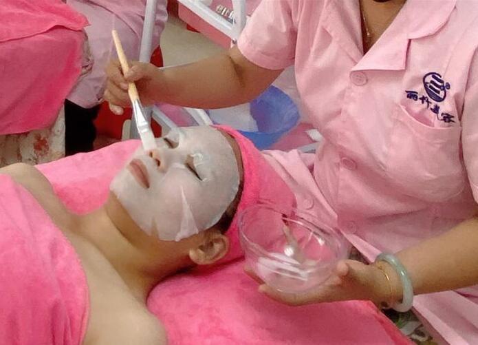 美容：如何打贏這場“肌膚補(bǔ)水戰(zhàn)”