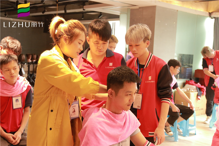 南寧美發(fā)培訓(xùn)：洗護(hù)常見按摩手法