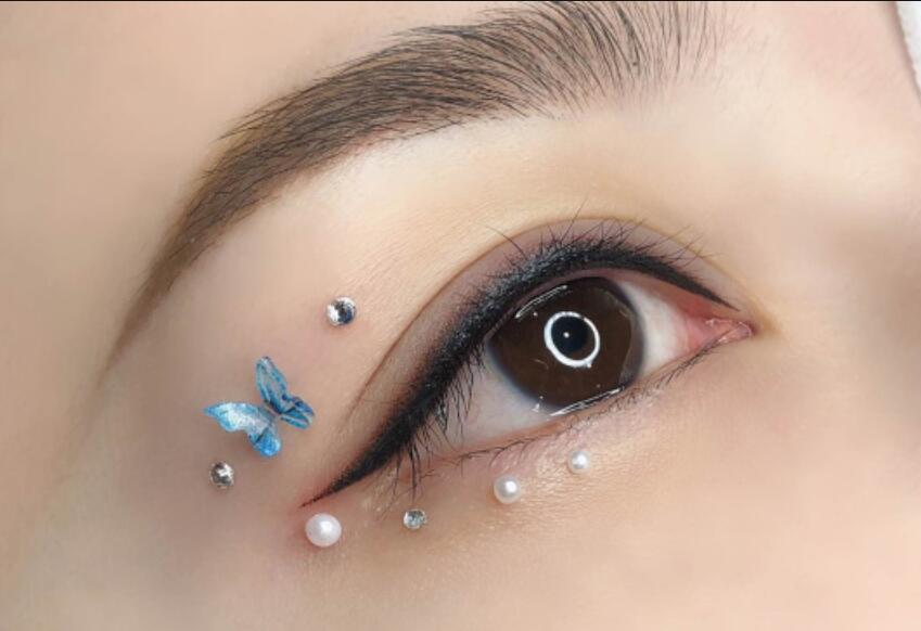美瞳線設(shè)計(jì)要點(diǎn)概括，南寧有實(shí)力的紋繡學(xué)校分享