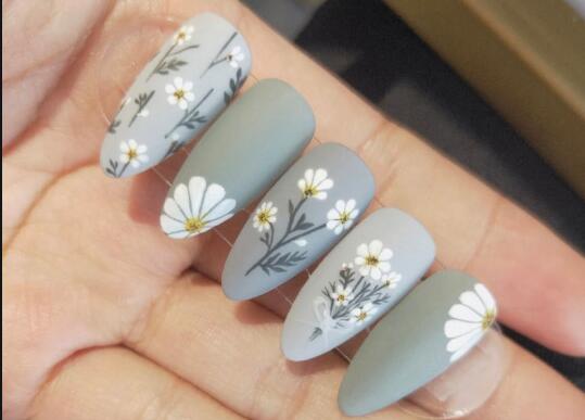 廣西美甲師培訓班彩繪美甲作品