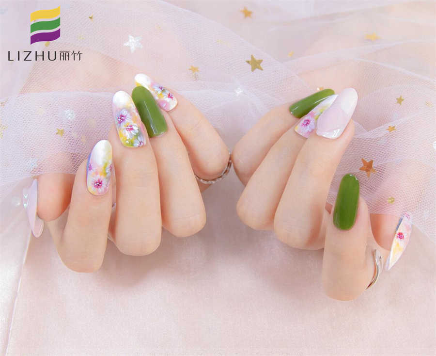 小雛菊美甲，帶你走進南寧美甲培訓班