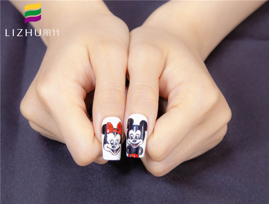 南寧專(zhuān)業(yè)美甲告訴你，美甲可以可以用502粘貼嗎