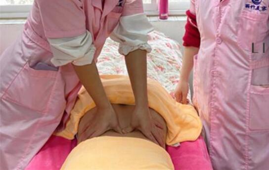 如何給腰部和腎部按摩？南寧美容師培訓(xùn)正規(guī)學(xué)校教你