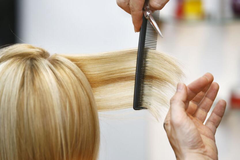 圓形長(zhǎng)發(fā)修剪技巧的筆記，廣西美發(fā)學(xué)校整理好了