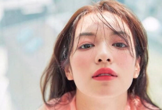 如何畫裸妝？快來南寧專業(yè)化妝學(xué)校學(xué)習(xí)