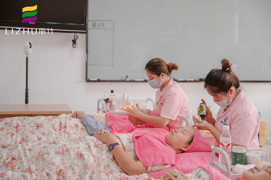 立秋養(yǎng)生注意事項(xiàng)，南寧學(xué)美容的學(xué)校分享