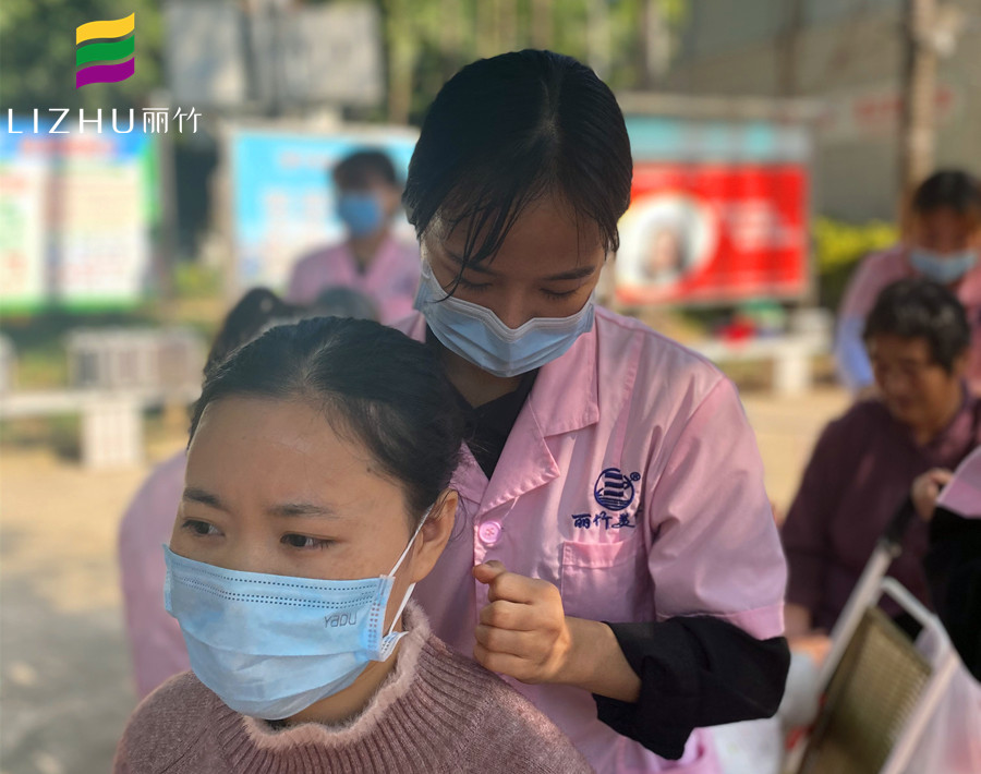 感謝學(xué)校！感謝老師！感謝同學(xué)---南寧美容學(xué)校學(xué)子感言