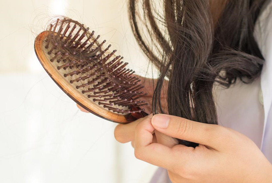秋季防脫技巧，來廣西專業(yè)美發(fā)學(xué)校學(xué)習(xí)下
