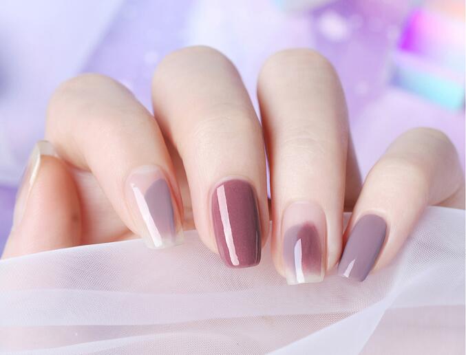 什么是跳色美甲？南寧學(xué)美甲的學(xué)校分享