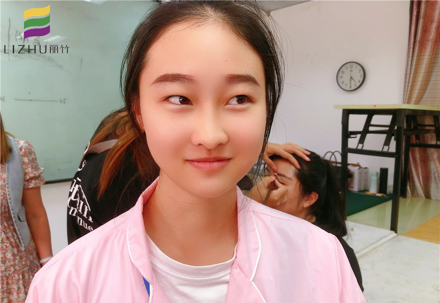 廣西培訓紋繡的學校培訓班圓滿收官