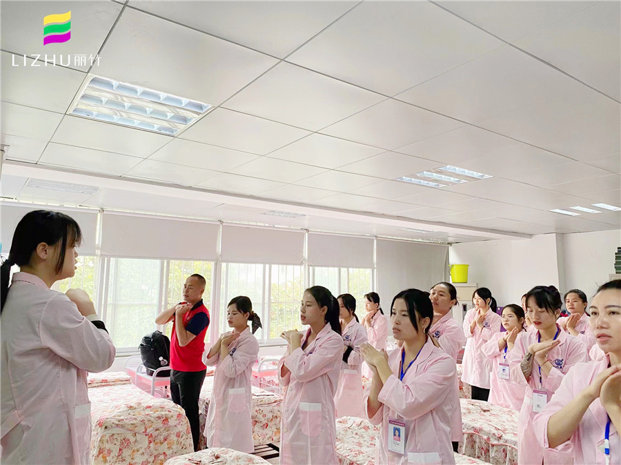 美容師鍛煉手操的方法，南寧美容課程分享