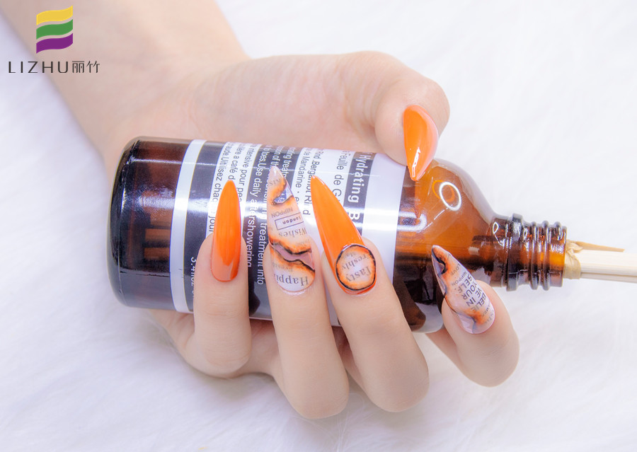 尖形指甲適合什么人？廣西美甲學校分享