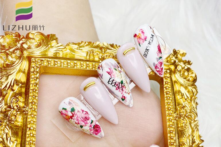 復(fù)古玫瑰花美甲，南寧美甲師培訓(xùn)班作品