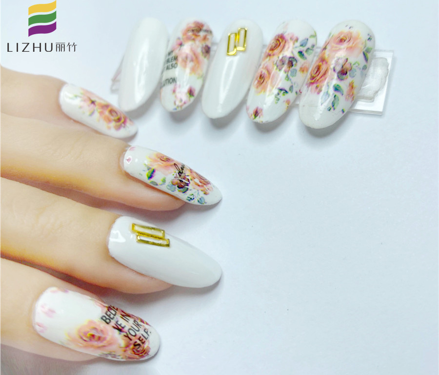 美甲貼怎么貼？廣西美甲學(xué)校分享教程