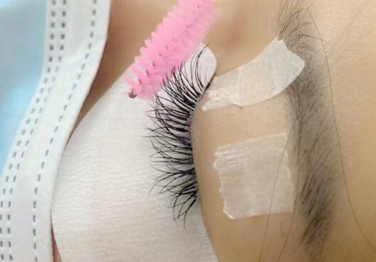 南寧哪里可以學(xué)美睫？南寧美睫學(xué)校哪家專業(yè)？