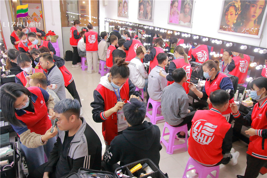 男士妝容的化妝技巧，南寧彩妝培訓(xùn)分享