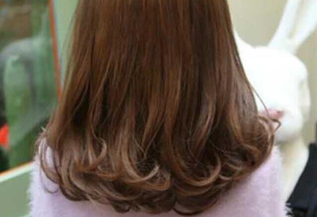 梨花頭怎么剪？廣西卷發(fā)培訓(xùn)分享