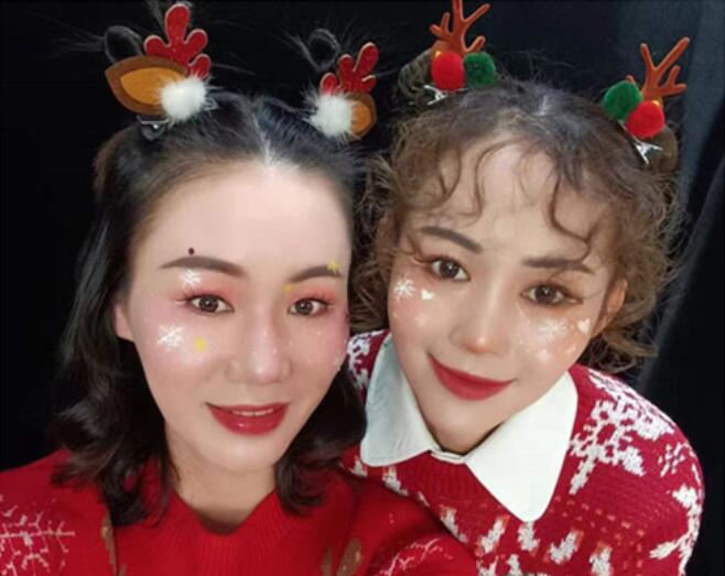 打造你的專屬圣誕妝容，南寧化妝學(xué)習(xí)機(jī)構(gòu)分年