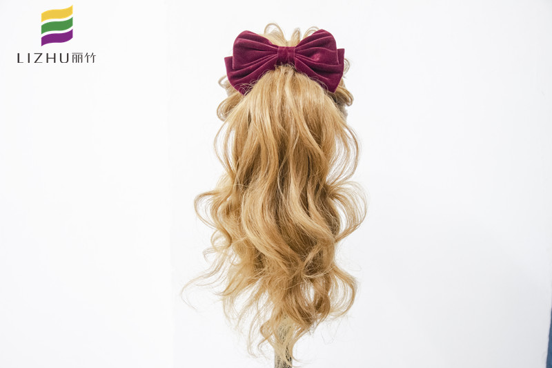 想知道廣西教編發(fā)哪家時尚？來看看麗竹學(xué)校的編發(fā)作品吧