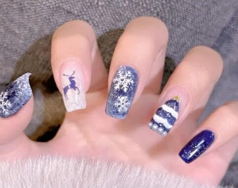 南寧網紅美甲培訓：藍色系新年美甲推薦