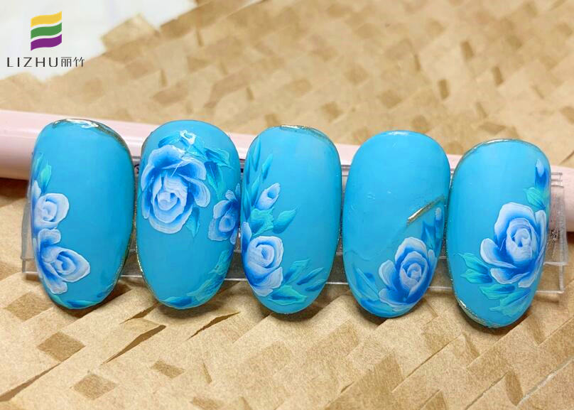 如何佩戴穿戴甲？廣西美甲培訓機構教你方法