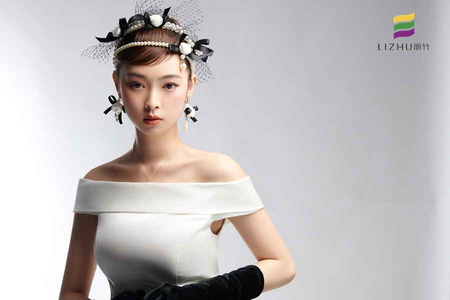 為什么新娘妝顯老？廣西彩妝教材給你分析