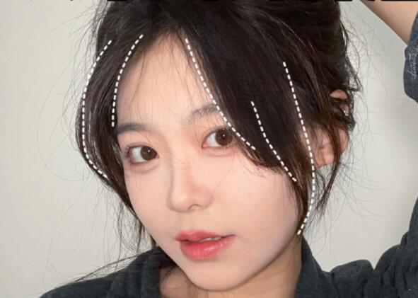 圓臉妹紙必學的八字劉海教程，南寧美發(fā)培訓機構(gòu)分享