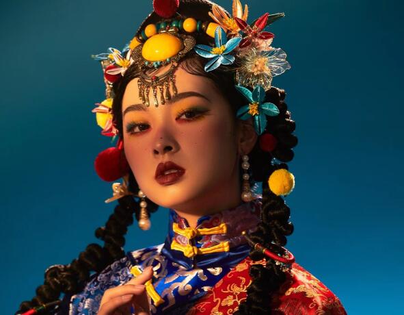 藏族少女寫真造型，南寧彩妝學校專業(yè)正規(guī)作品