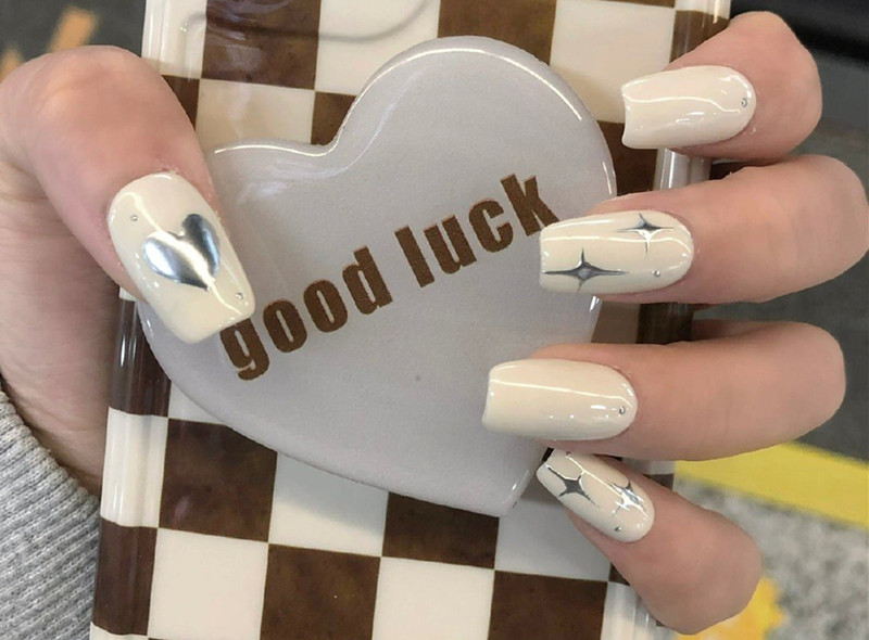 小情調(diào)春日美甲，廣西美甲培訓(xùn)機(jī)構(gòu)精彩推薦