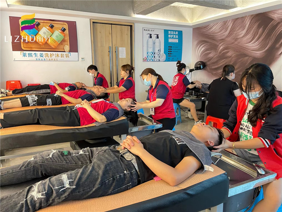 泰式洗頭（躺著洗頭）注意事項(xiàng)，廣西洗頭培訓(xùn)教你