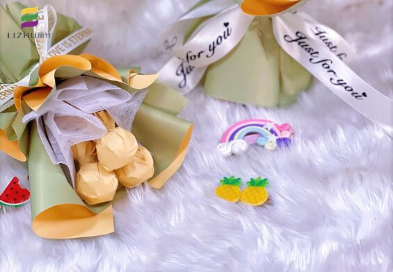 零食花束圖片，南寧花藝師培訓(xùn)學(xué)校作品