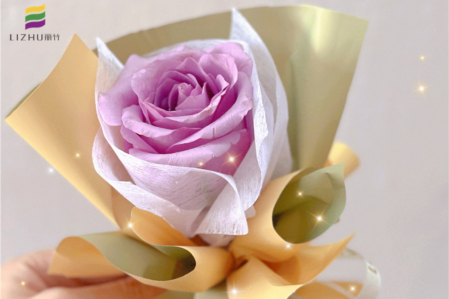 紙花藝術(shù)作品，廣西插花花藝學(xué)校原創(chuàng)