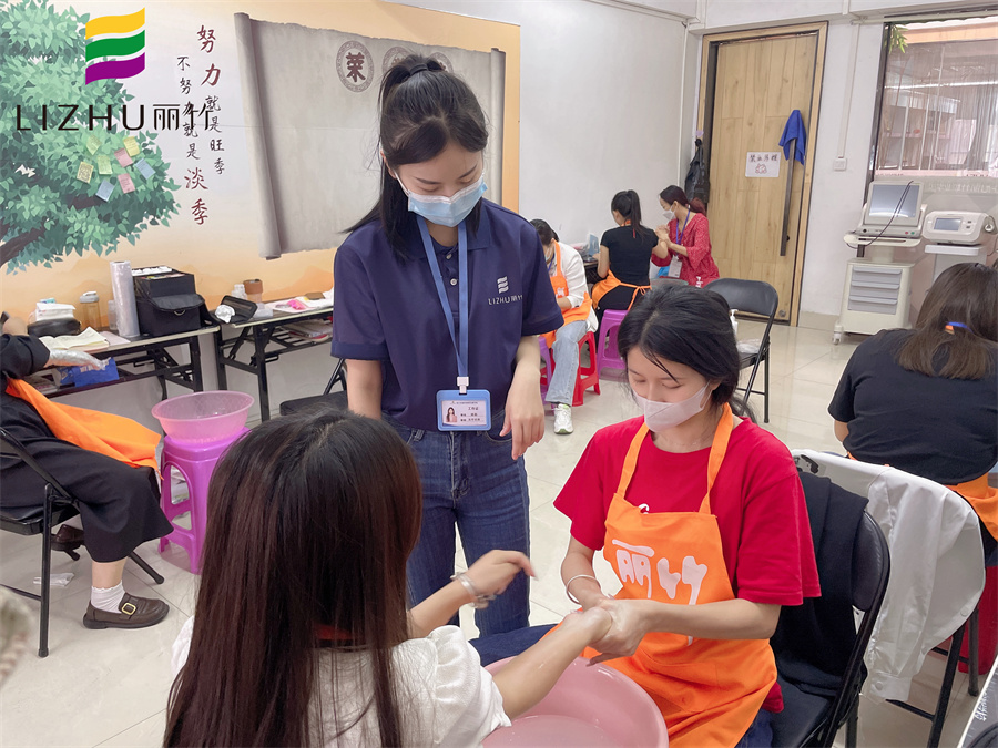 美甲手部護(hù)理的重要性，廣西美甲實(shí)操教學(xué)