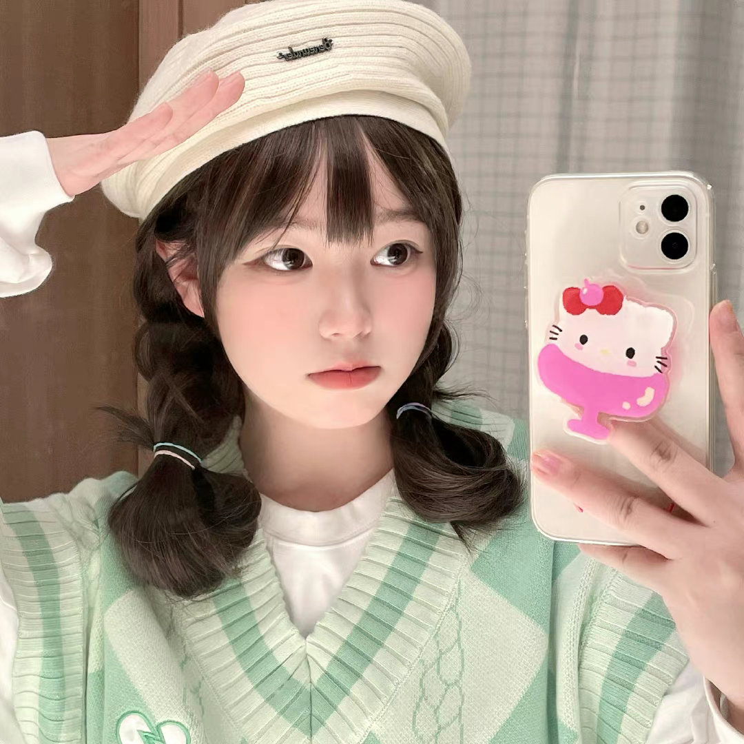 貝雷帽編發(fā)教程，廣西化妝編發(fā)培訓(xùn)班分享