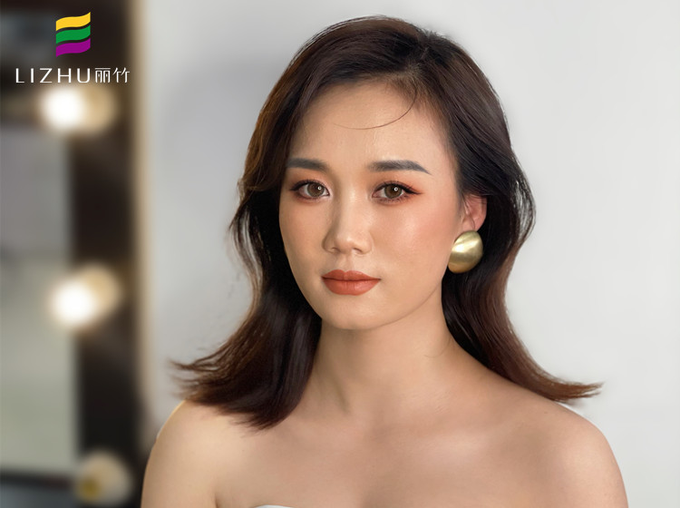 輕泰妝造型，南寧網(wǎng)紅彩妝造型學校作品