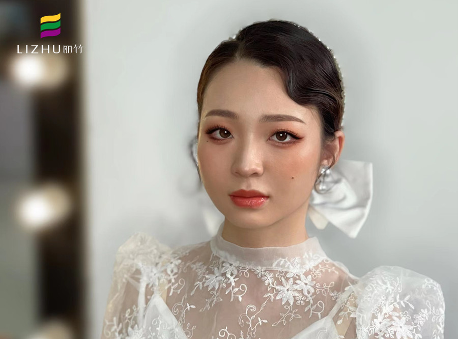 婉約韓式新娘 ，廣西專業(yè)化妝培訓(xùn)造型學(xué)校作品