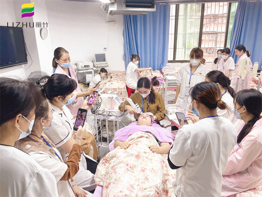 水光槍使用后注意事項，南寧美容儀器培訓學校講解