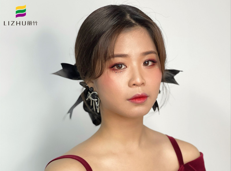 時尚簡約造型，廣西美妝師專業(yè)學(xué)校作品