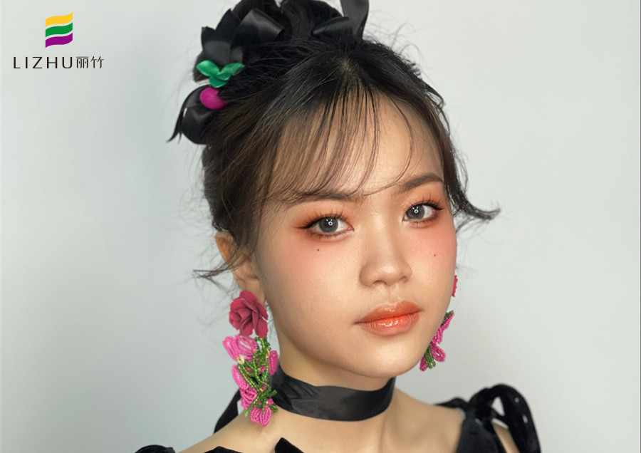 復(fù)古禮服造型，南寧化妝學(xué)校推薦