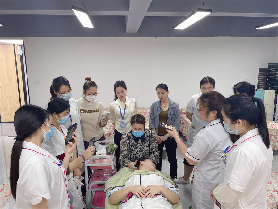 春季頭療的好處！南寧養(yǎng)生頭療美容學(xué)校分享