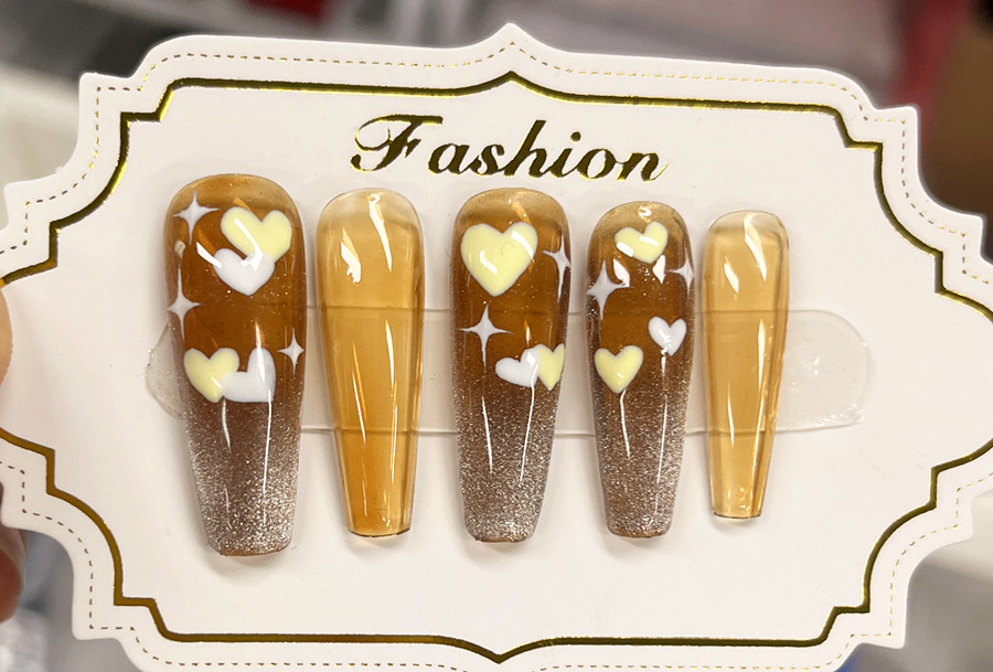 愛心美甲，廣西美甲學(xué)員課堂實(shí)操作品