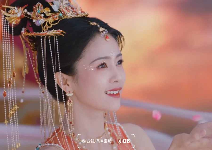 白鹿國風眼妝教程，南寧培訓美妝